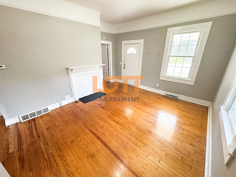 326 Ligon St — Photo 5