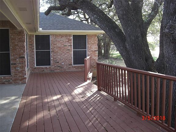 5th image of 16029 Faircrest Dr