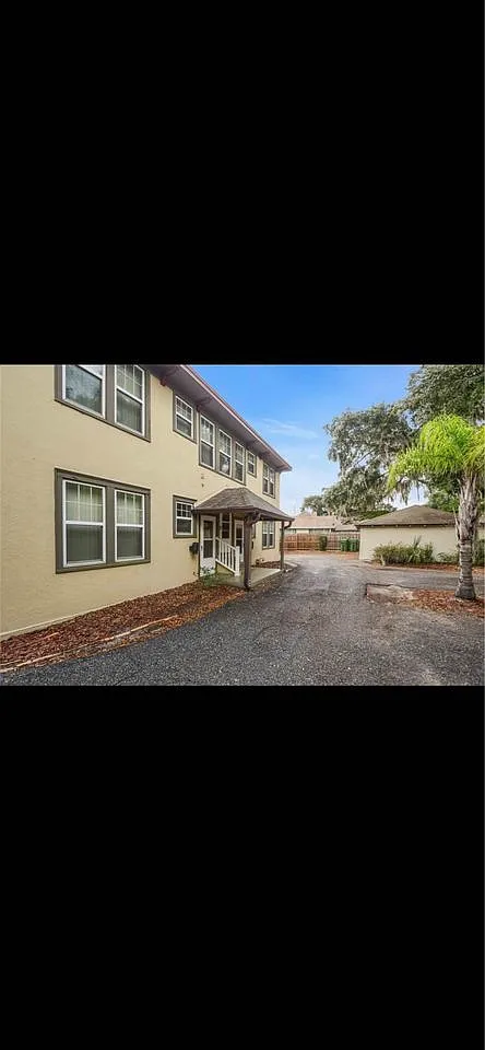 310 W Dixie Ave — Photo 2