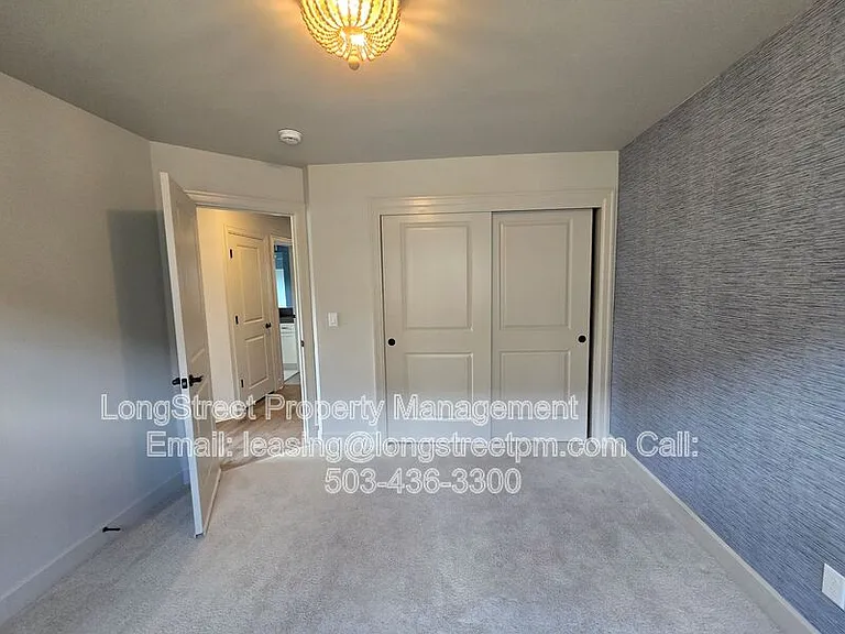 3338 SE Summerfield Dr — Photo 5