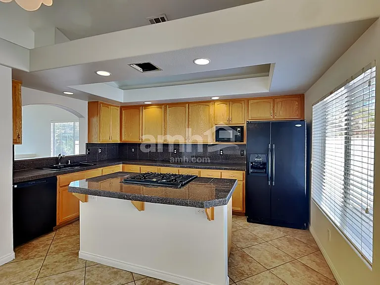 2678 African Violet Ave — Photo 3