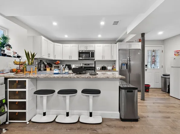 1684 N Shore Rd, Revere, MA 02151