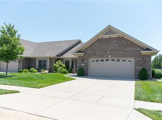 5113 Delray Dr, Columbus, IN 47203