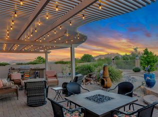 1049 W Placita Vargas, Green Valley, AZ 85614