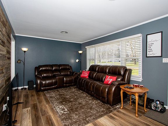 2nd image of 36785 N Edward Ave