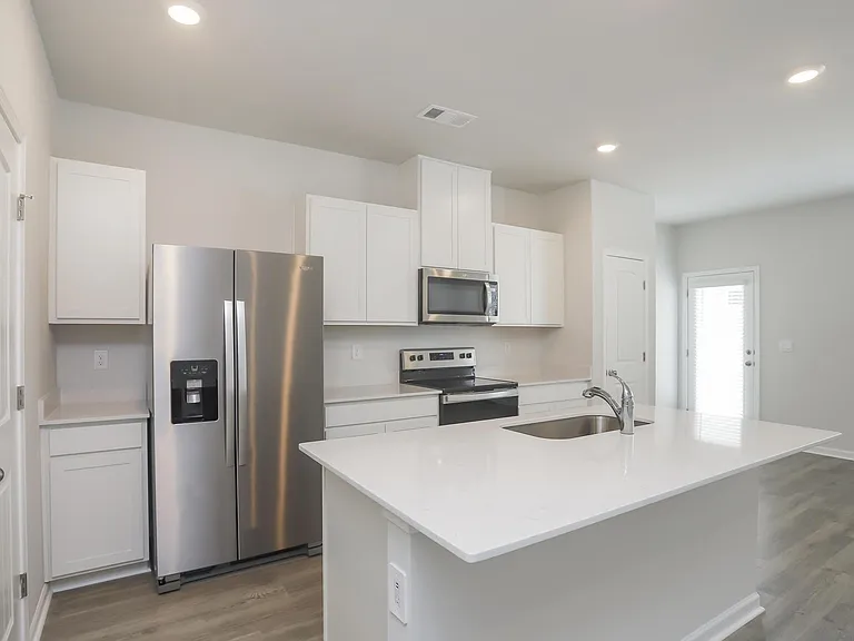 250 Hazel Ln — Photo 11