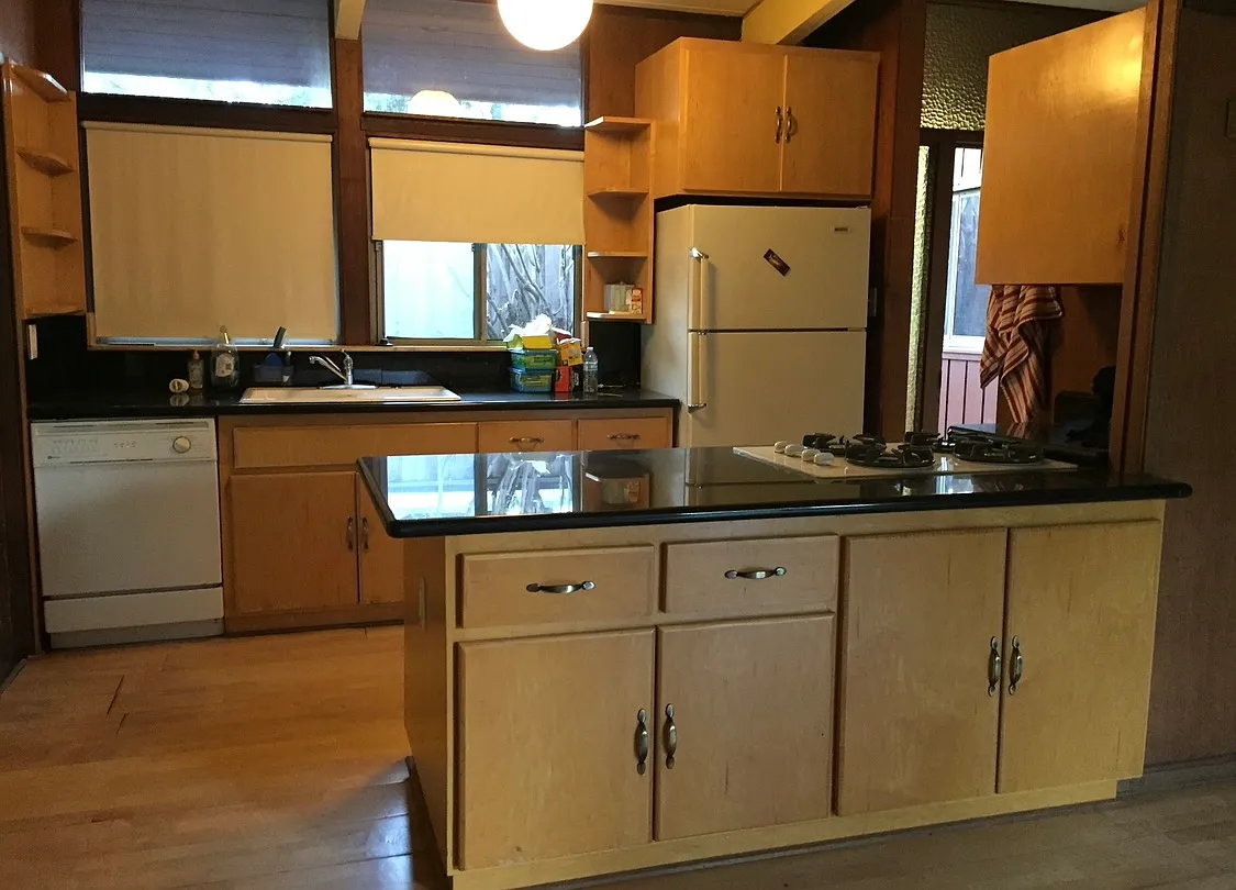 3 bed, 1140 sqft, $6,200 — Photo 3