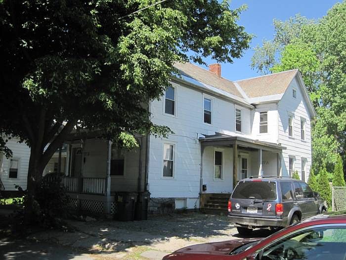 1st image of 27B Madison St