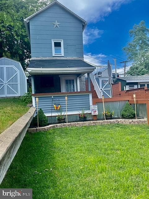 2nd image of 2421 Filbert Ave