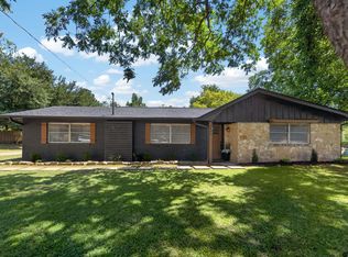 2425 Live Oak St, Jacksonville, TX 75766