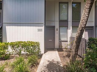 1205 E Peppertree Dr #232, Sarasota, FL 34242