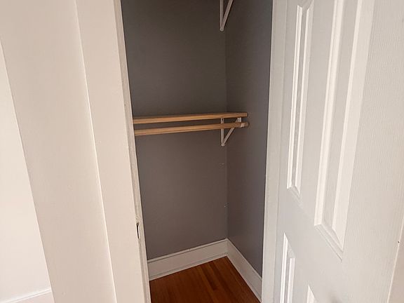 2nd image of 1206 Hickory St