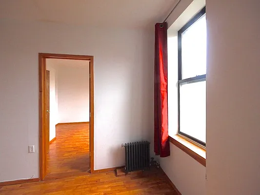 Rented by New York Residence | media 44