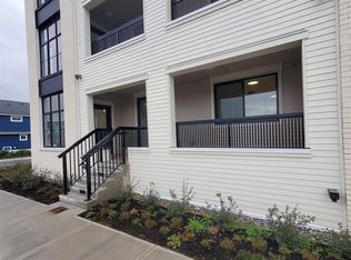 320 Ridge St #102, Delta, BC V4L 0B5
