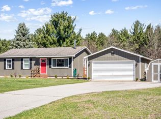 1783 Yellow Birch Ln, Traverse City, MI