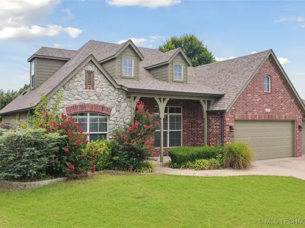 1503 W Vicksburg Pl, Broken Arrow, OK 74011