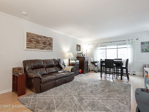 3rd image of 337 S Maple Ave APT 32