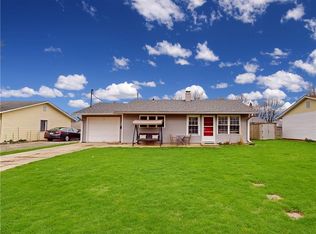 912 Northfield Dr, Lebanon, IN 46052