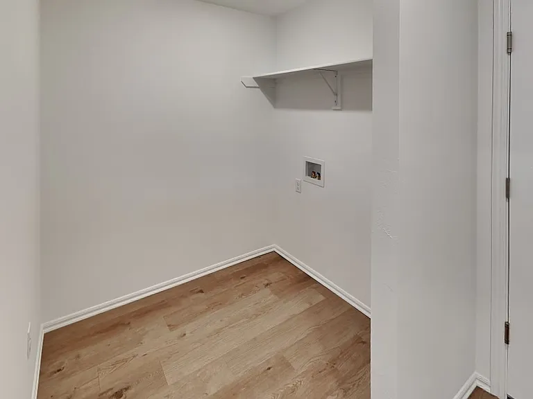 3909 Dutch Ln — Photo 21