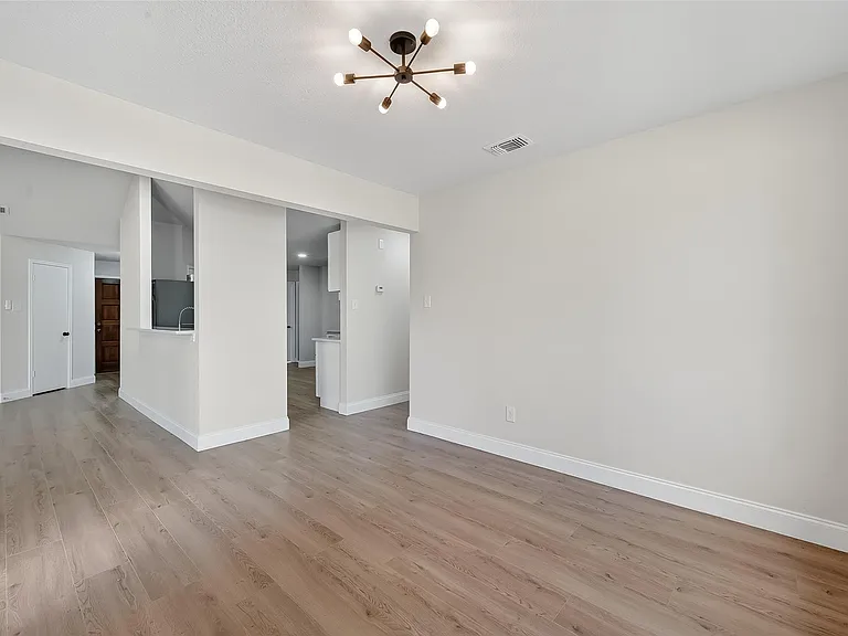 5530 Oak Falls Dr — Photo 13