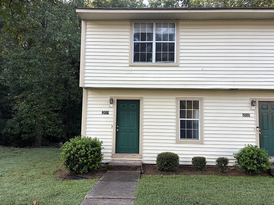 1504 Creekwalk Ln #1504