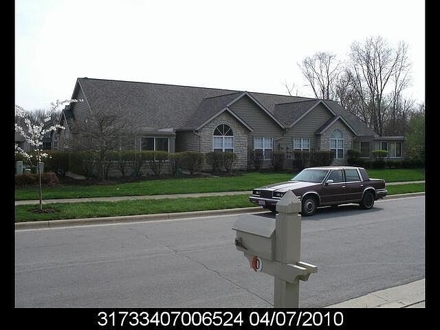 1st image of 108 Canterbrick Dr