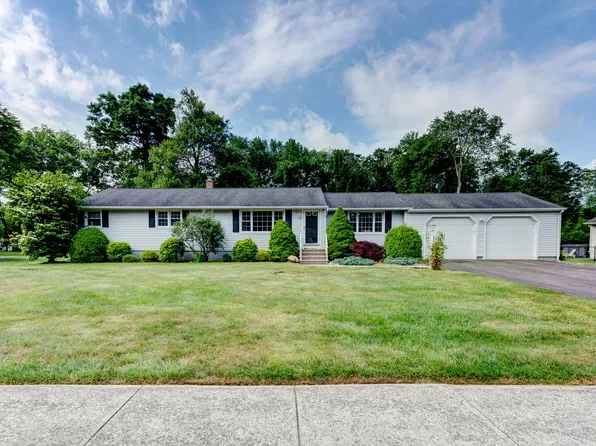 43 Old Kiln Road, North Haven, CT 06473