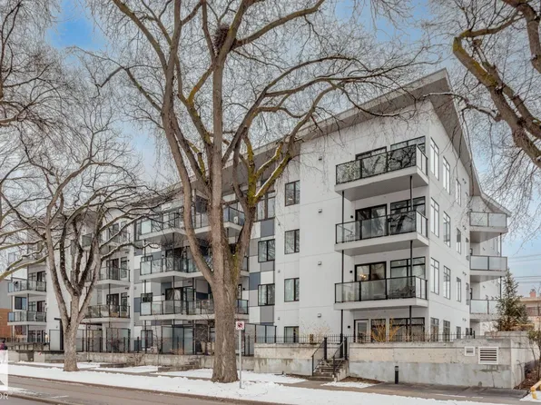 10837 83rd Ave NW #206, Edmonton, AB T6E 2E6