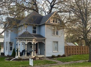 105 E Harrison St, Albany, MO 64402