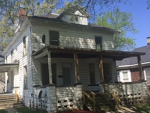 1st image of 412 S Vermillion St
