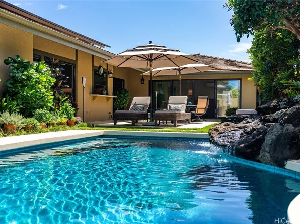 7763 Kalohelani Pl, Honolulu, HI 96825
