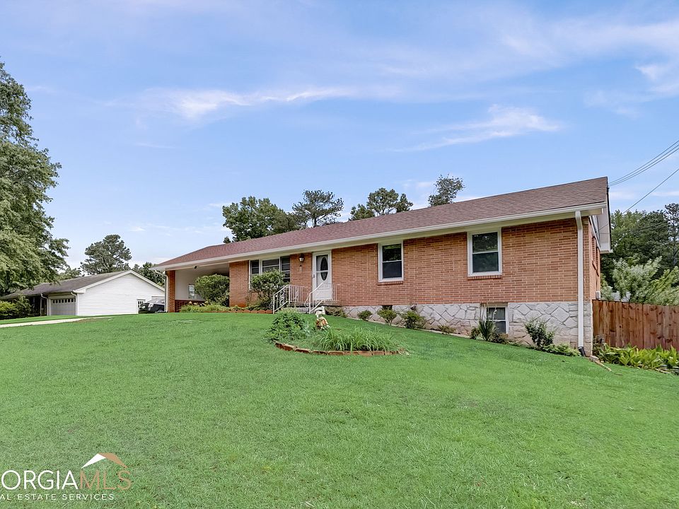1st image of 1272 Stoneybrook Dr