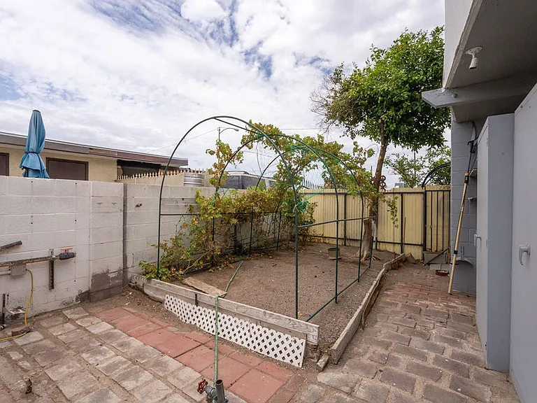 5185 Sun Valley Dr — Photo 46