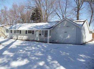 5993 Wedgewood Dr, Mentor On The Lake, OH 44060