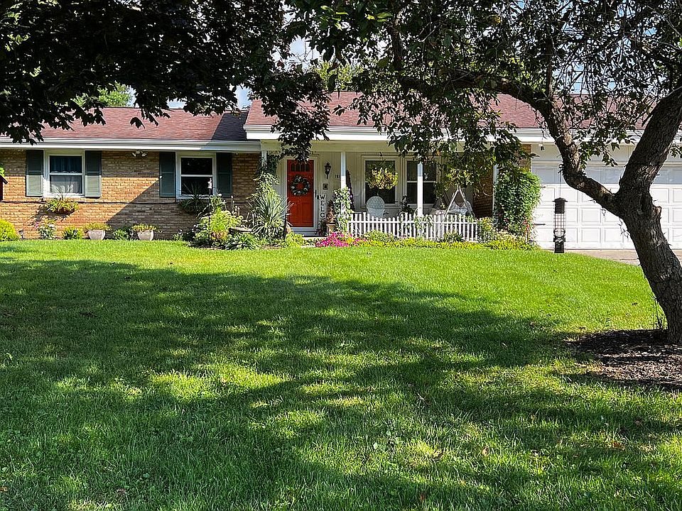 1st image of 781 Chambord Cir