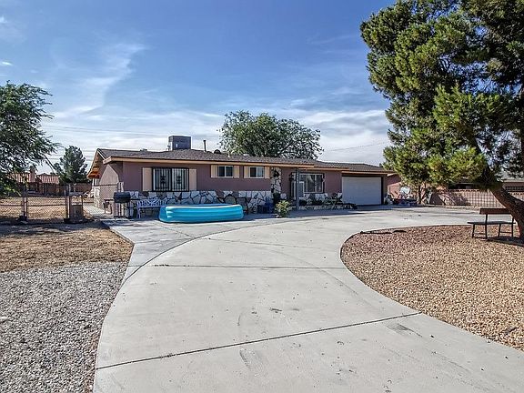 2nd image of 15144 Del Norte Dr