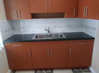 235 Santillane Ave APT 4, Coral Gables, FL 33134