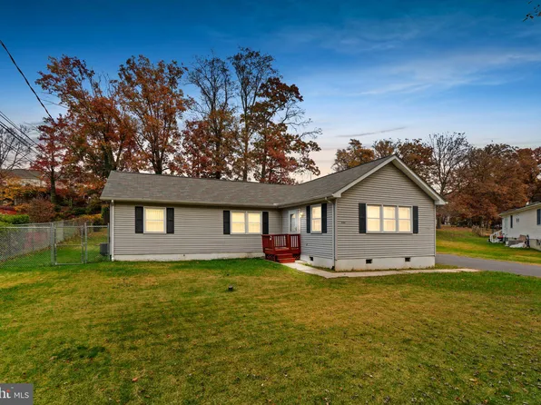 8204 Mission Rd, Jessup, MD 20794