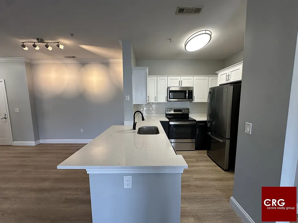 311-316 Lowell St #U2215