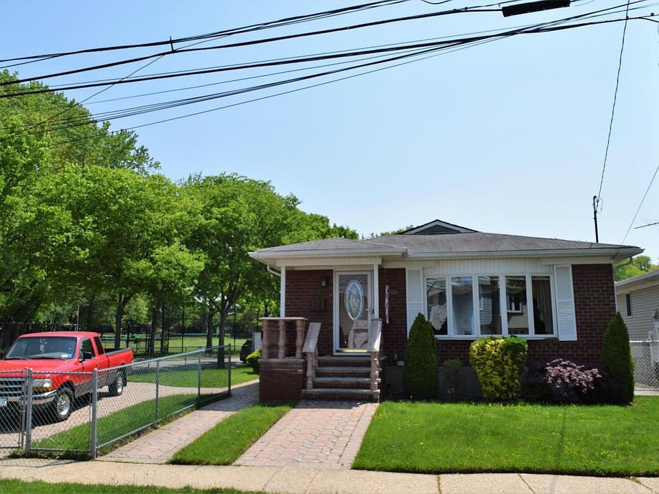 1st image of 9 Bidwell Ave