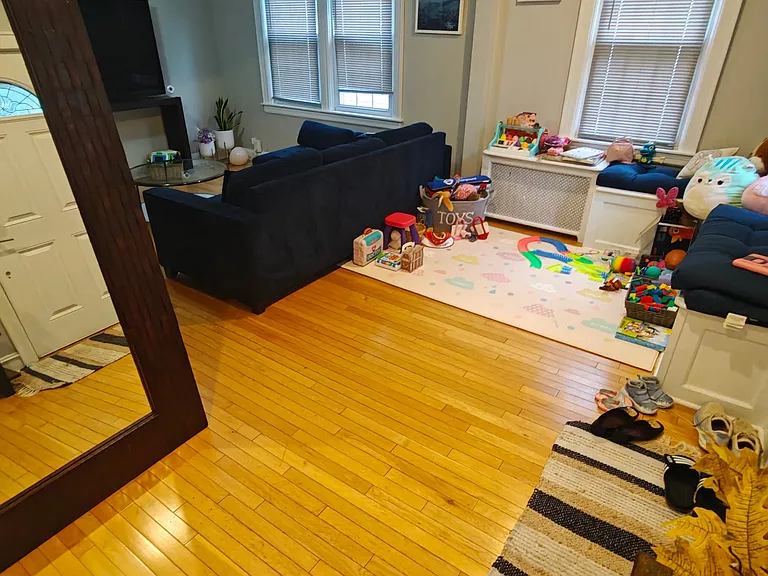 living room/foyer