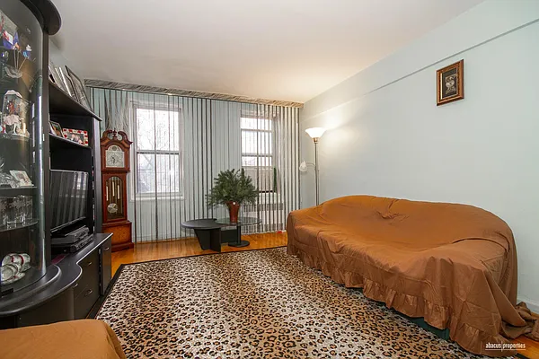 Sold by Abacus Properties | media 20