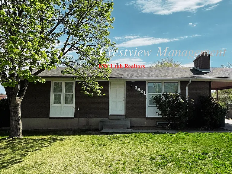 3621 S Chatterleigh Rd — Photo 1