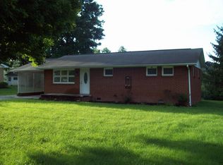 132 Meredith Rd, La Follette, TN 37766