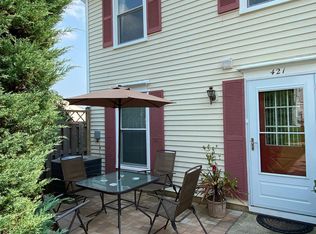 421 Palmspring Dr, Gaithersburg, MD 20878