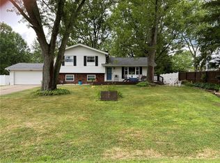 2897 Saint Clair Dr, Akron, OH