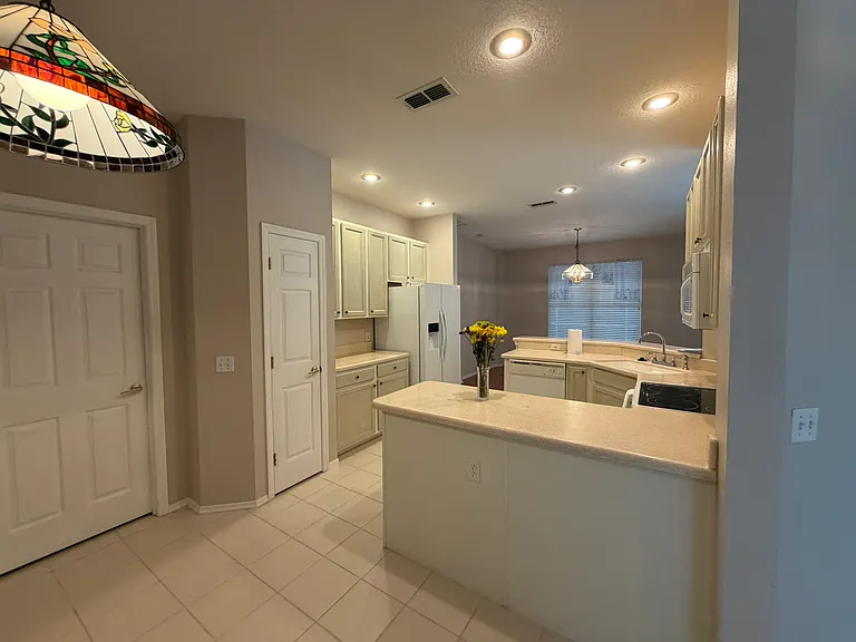6290 Buckingham St — Photo 9