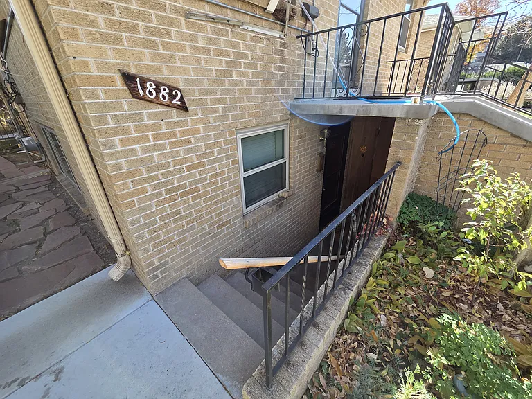 1882 S Garfield St #1882 — Photo 12