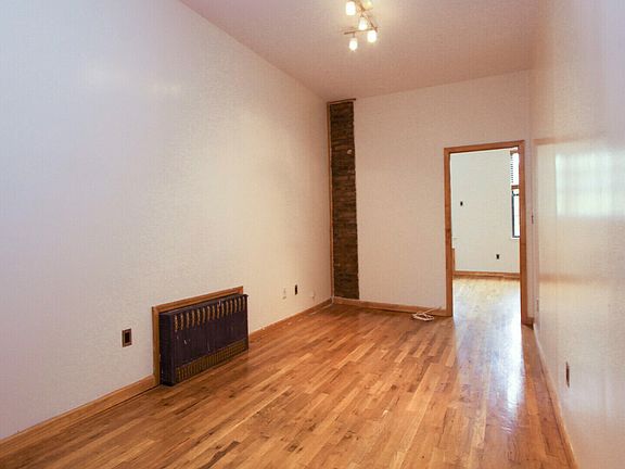 2nd image of 269 Melrose St #2K