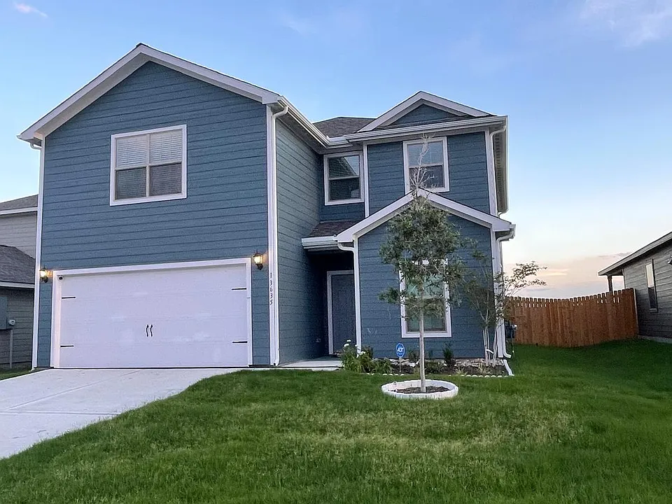 13635 Logan Pass Dr